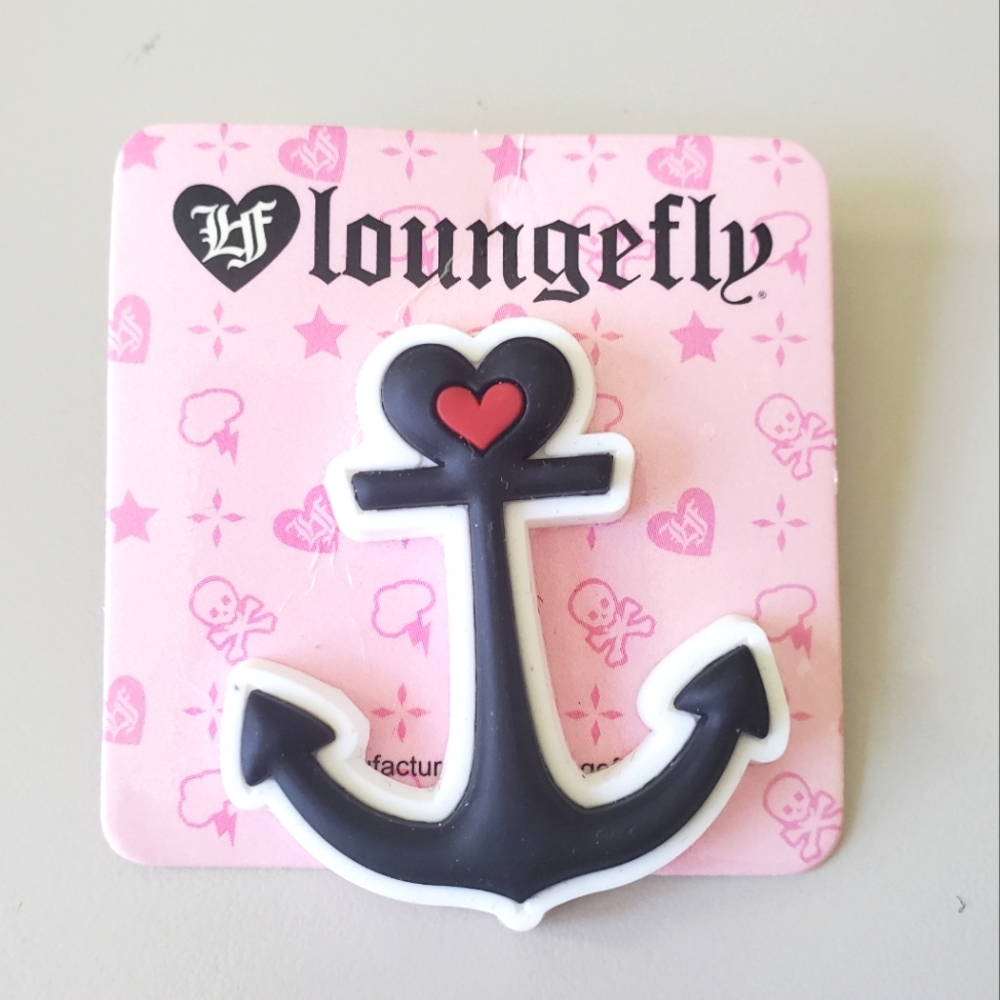Loungefly Rubber Pin Anchor Heart